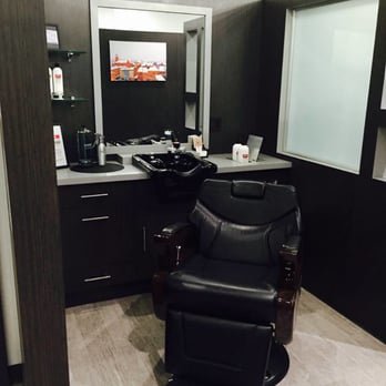 18/8 Fine Men's Salons - Oakley