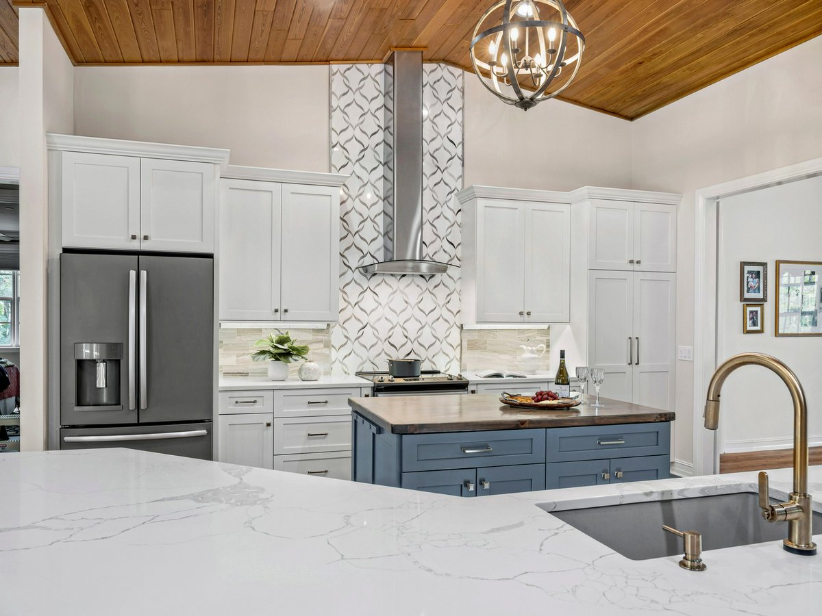 DreamMaker Bath & Kitchen
